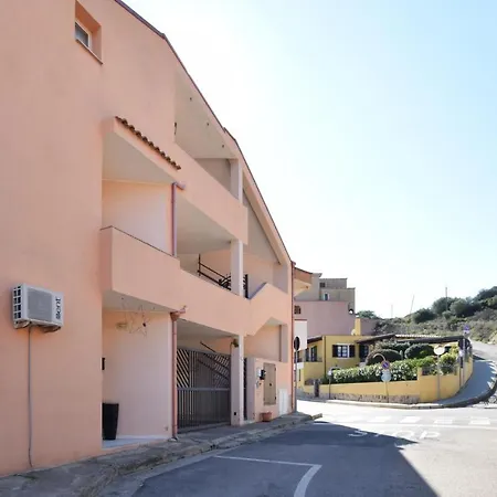 2 Bedroom Awesome In Lejlighed